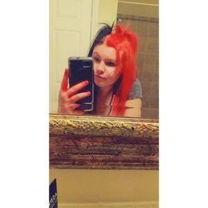 Meet your Posher, Alicia